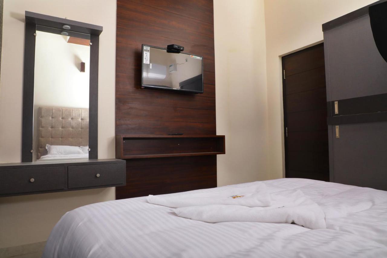 Jai Wings Otel Pondicherry Dış mekan fotoğraf